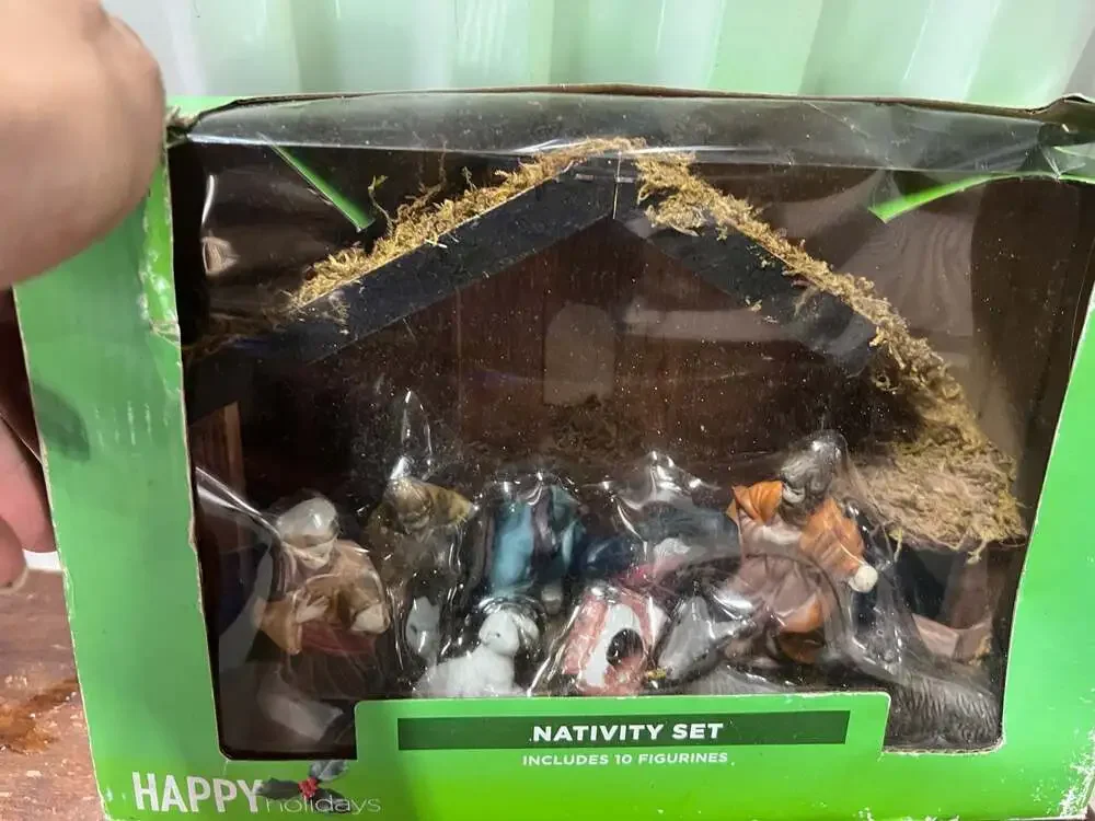 Porcelain Nativity Scene 13 Piece Home Accents Christmas Stable Manger